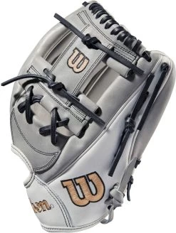 11.75 Inch Wilson A2000 Women's Fastpitch Softball Glove WBW1004371175 -ProBaseball Outlet Store wilson a2000 1175 inch womens fastpitch softball glove wbw1004371175 11