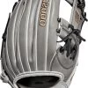 11.75 Inch Wilson A2000 Women's Fastpitch Softball Glove WBW1004371175